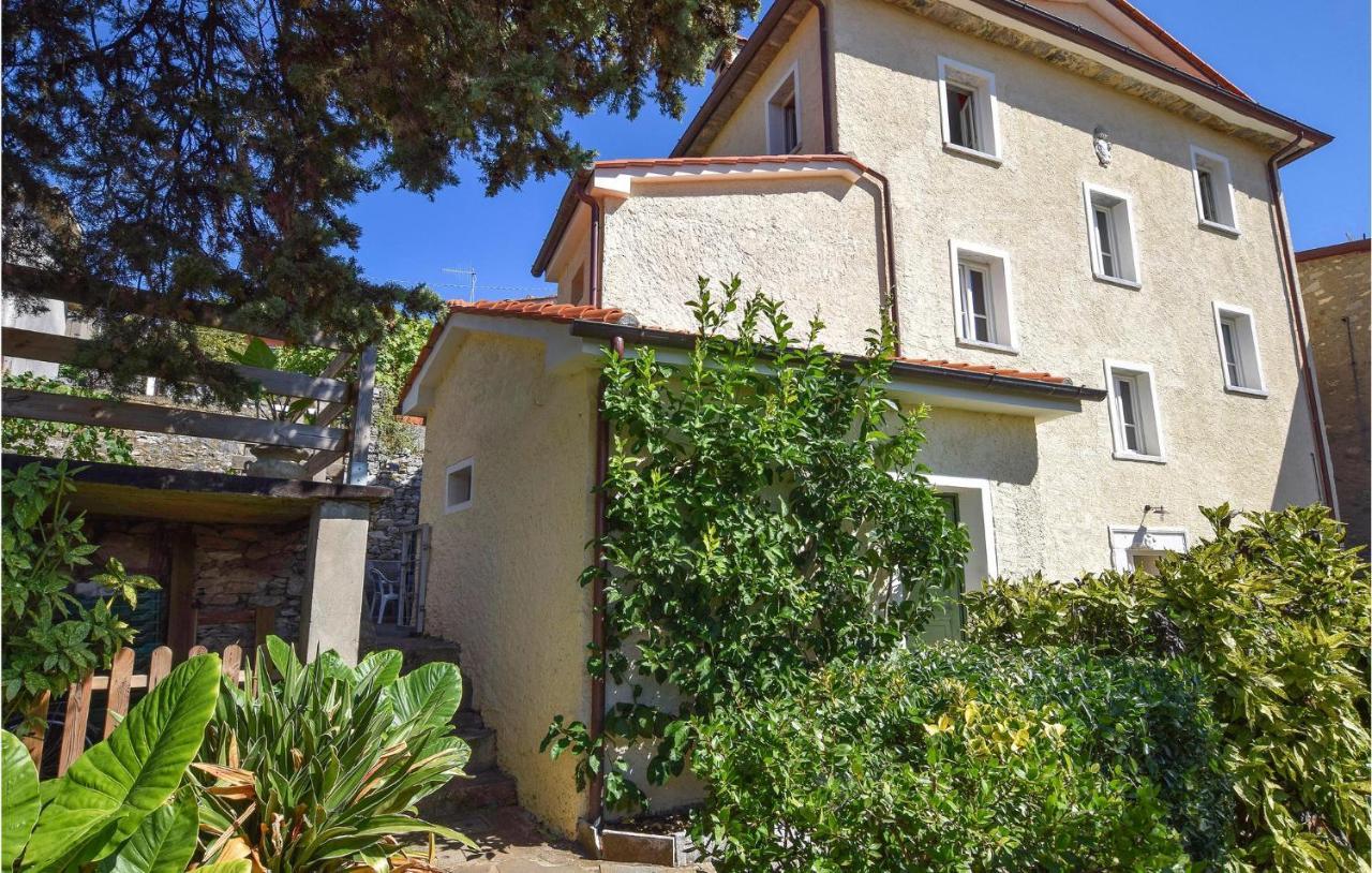 5 Bedroom Amazing Home In Fabbiano Fabbiano  외부 사진