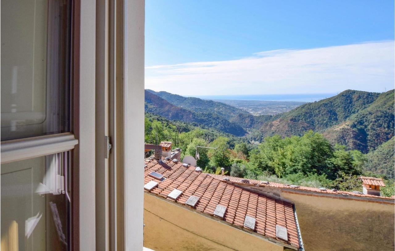 5 Bedroom Amazing Home In Fabbiano Fabbiano  외부 사진
